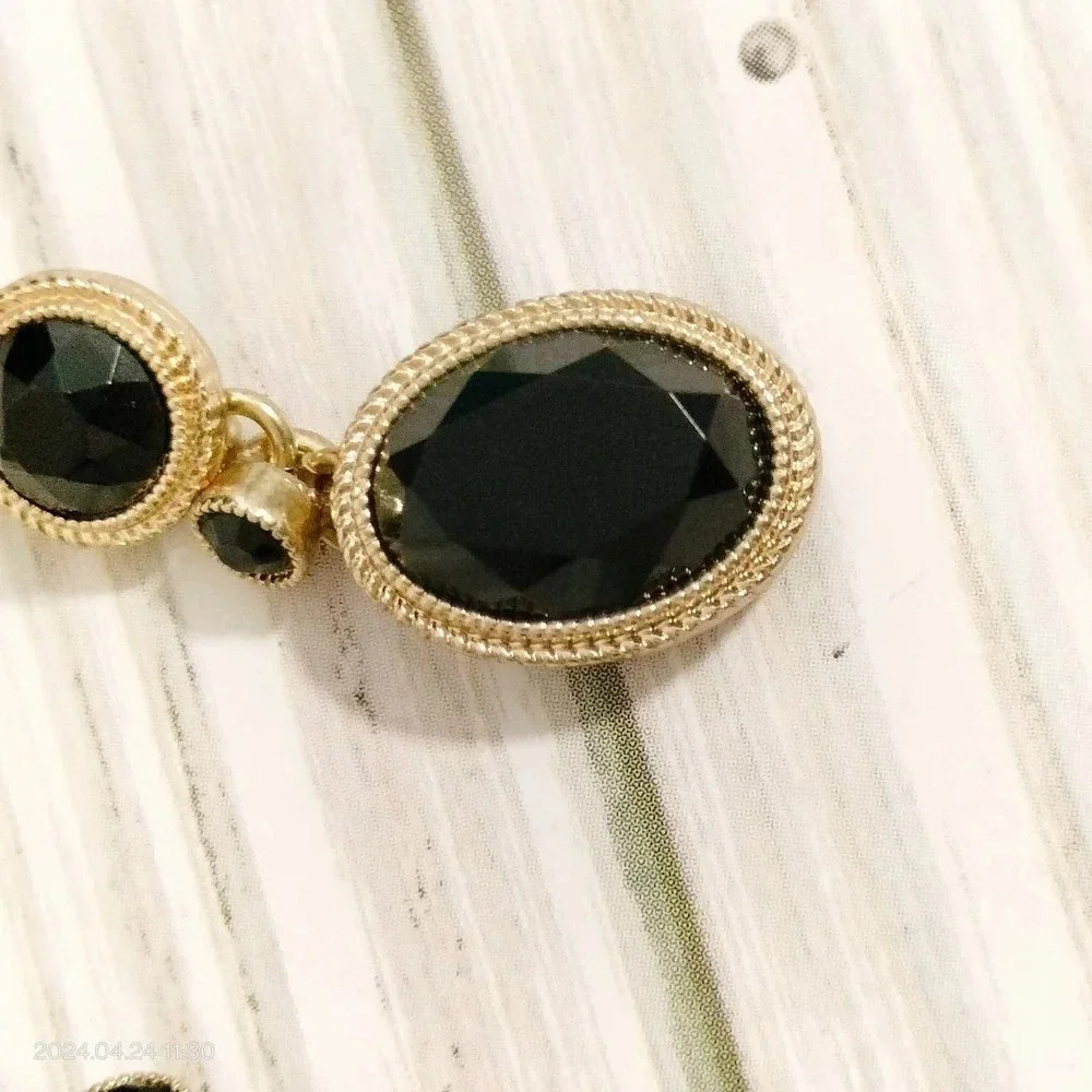 Premier Design Gold Tone Dang Earrings - Picture 7 of 7